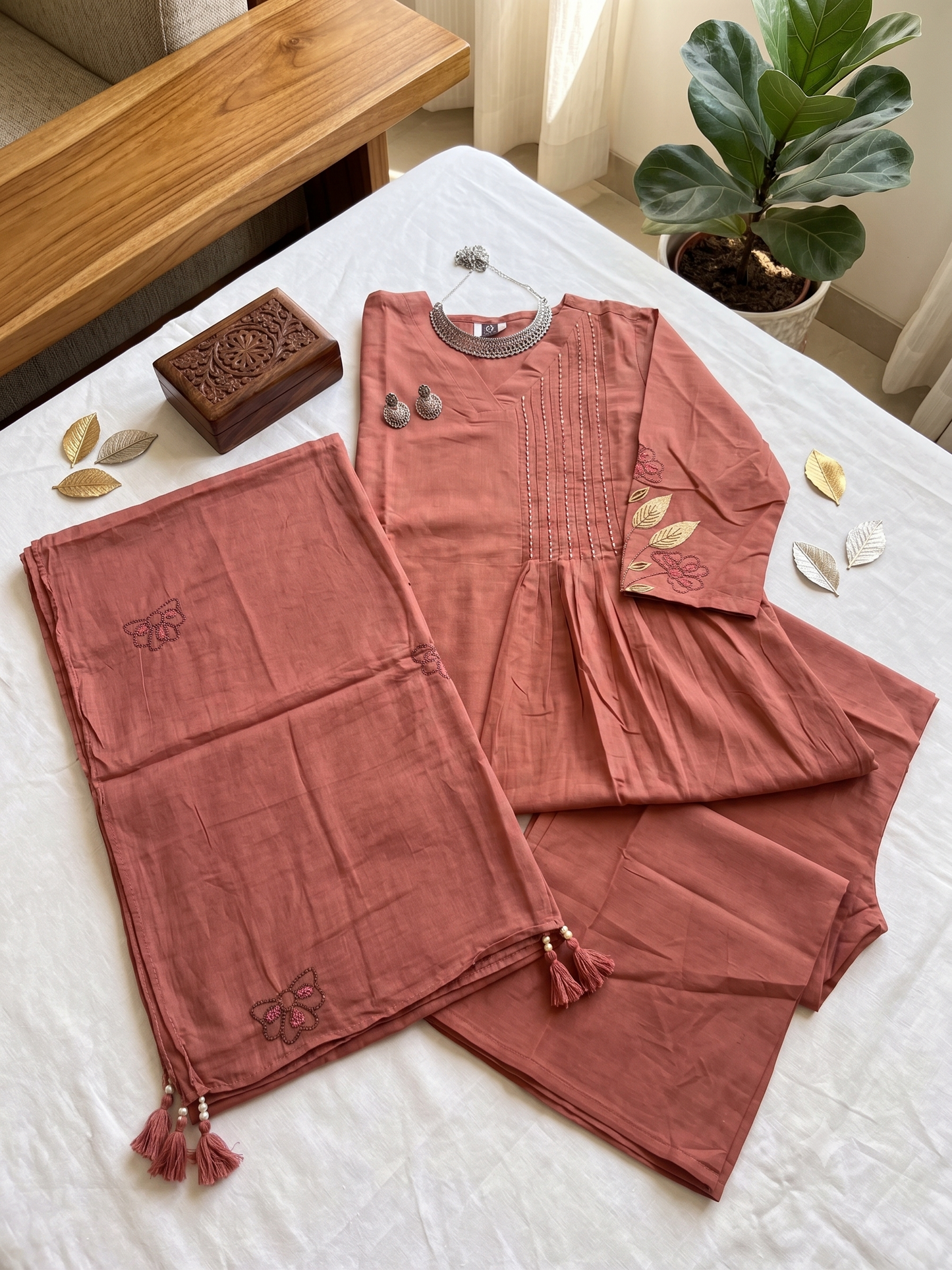 Dark Dusty Rose Colour